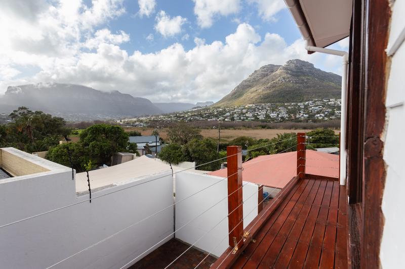 5 Bedroom Property for Sale in Beach Estate Western Cape